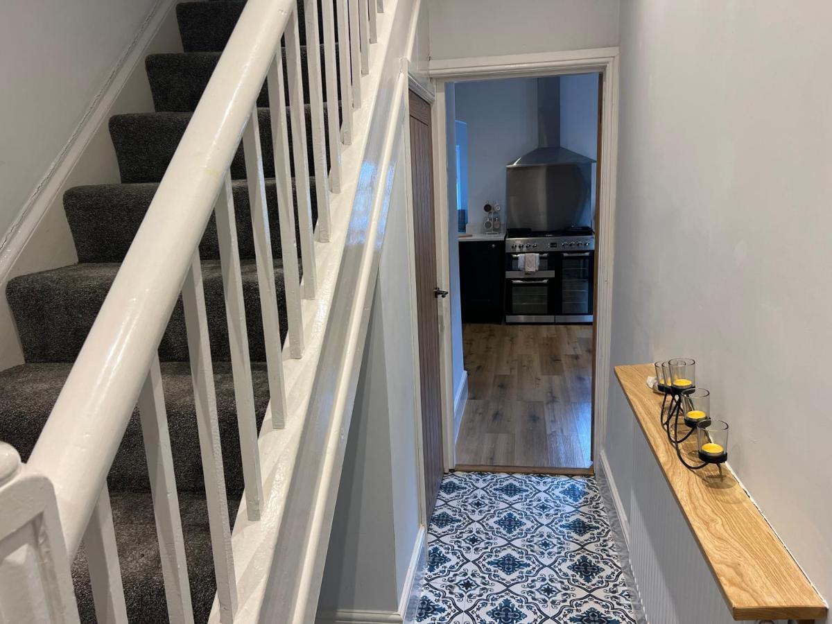 Luxury 2 Bed Apartment Great Location Stoke-on-Trent Экстерьер фото