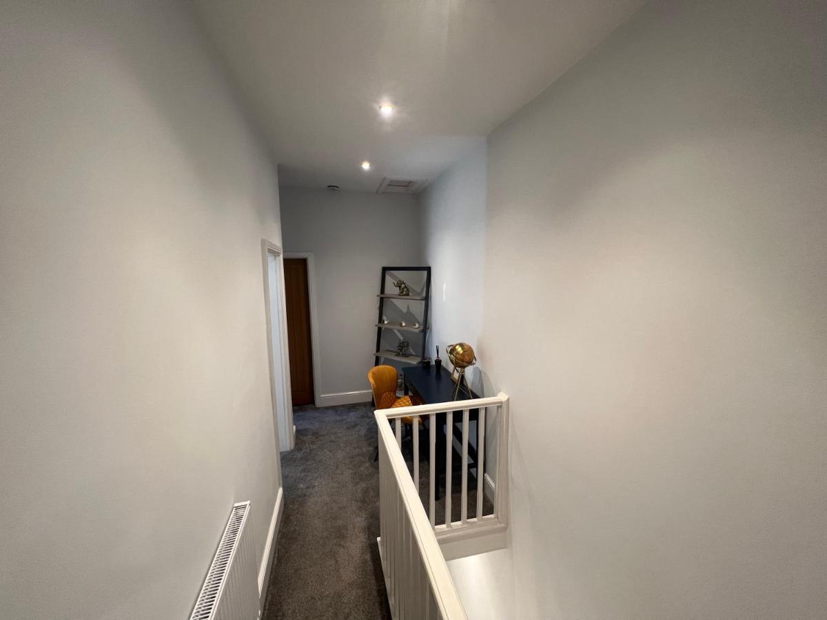 Luxury 2 Bed Apartment Great Location Stoke-on-Trent Экстерьер фото