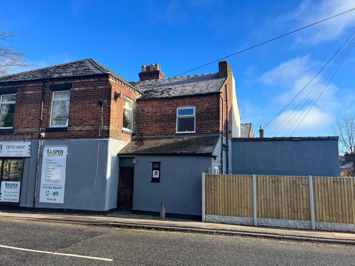 Luxury 2 Bed Apartment Great Location Stoke-on-Trent Экстерьер фото