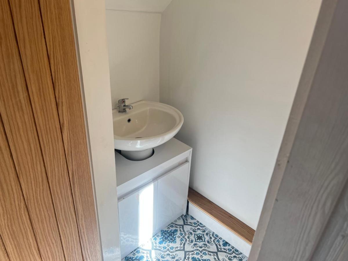 Luxury 2 Bed Apartment Great Location Stoke-on-Trent Экстерьер фото